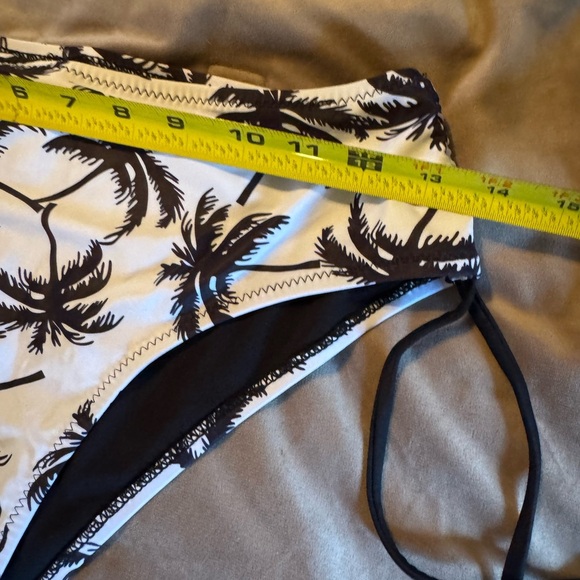 NWOT Black and White Palm Tree Bikini Bottom - Picture 3 of 3